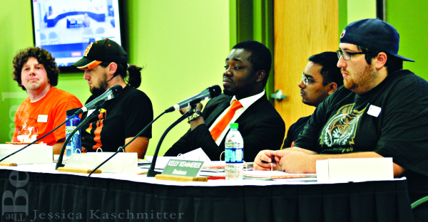 ASISU Senators discussed business on the agenda during their regular Nov. 5 meeting.