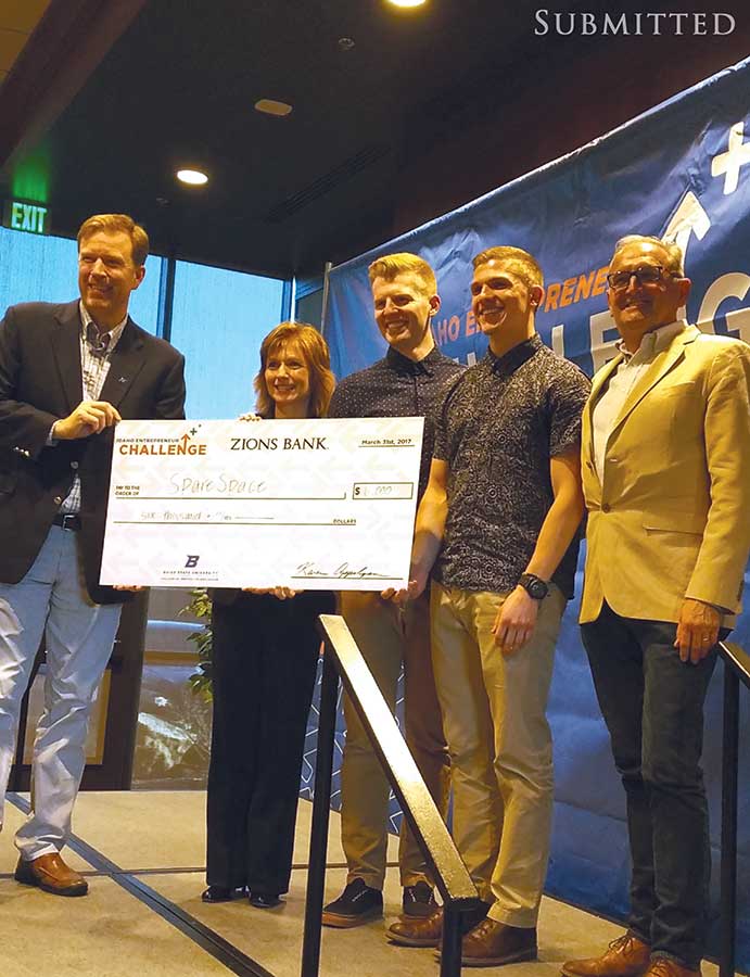 CEED members receivining the donation from U.S. Bank