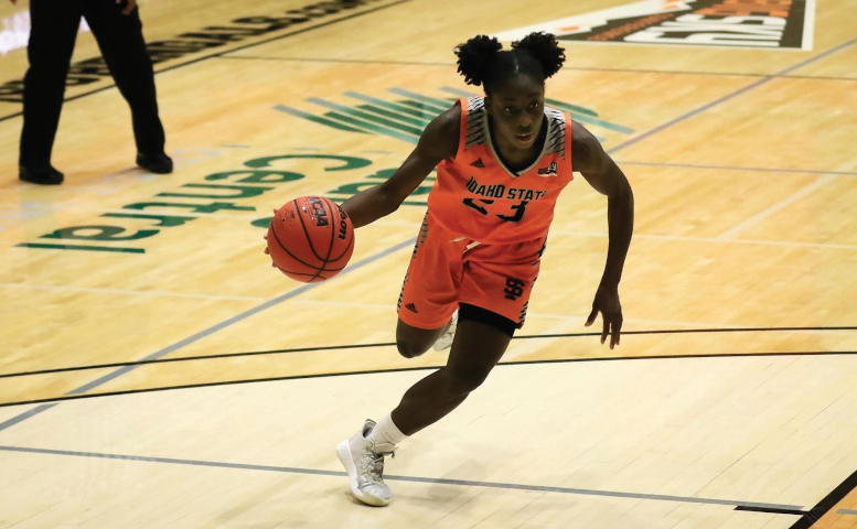 Featured: Diana Konate dribbling the ball