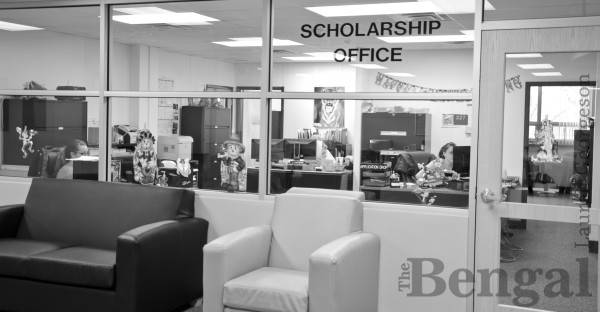 ISU takes scholarships online