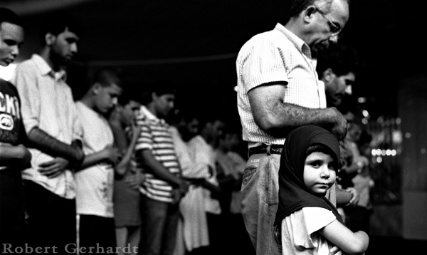 MUSLIM/AMERICAN, AMERICAN/MUSLIM GALLERY DISPLAYED IN FINE ARTS BUILDING