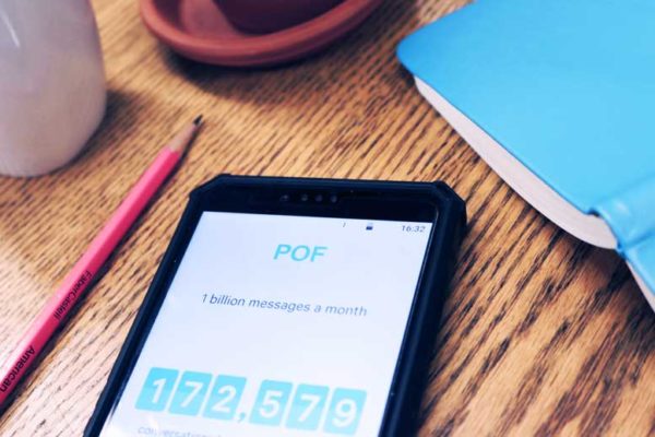 Ghosting: dating trend or epidemic?