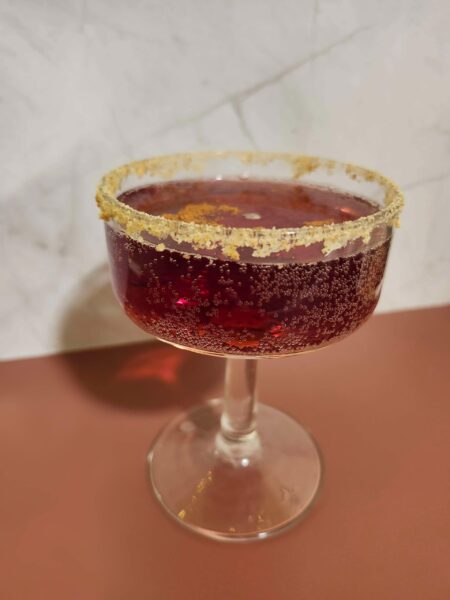 Mocktail Monday: Baby Blues and Vanilla Pear Fizz